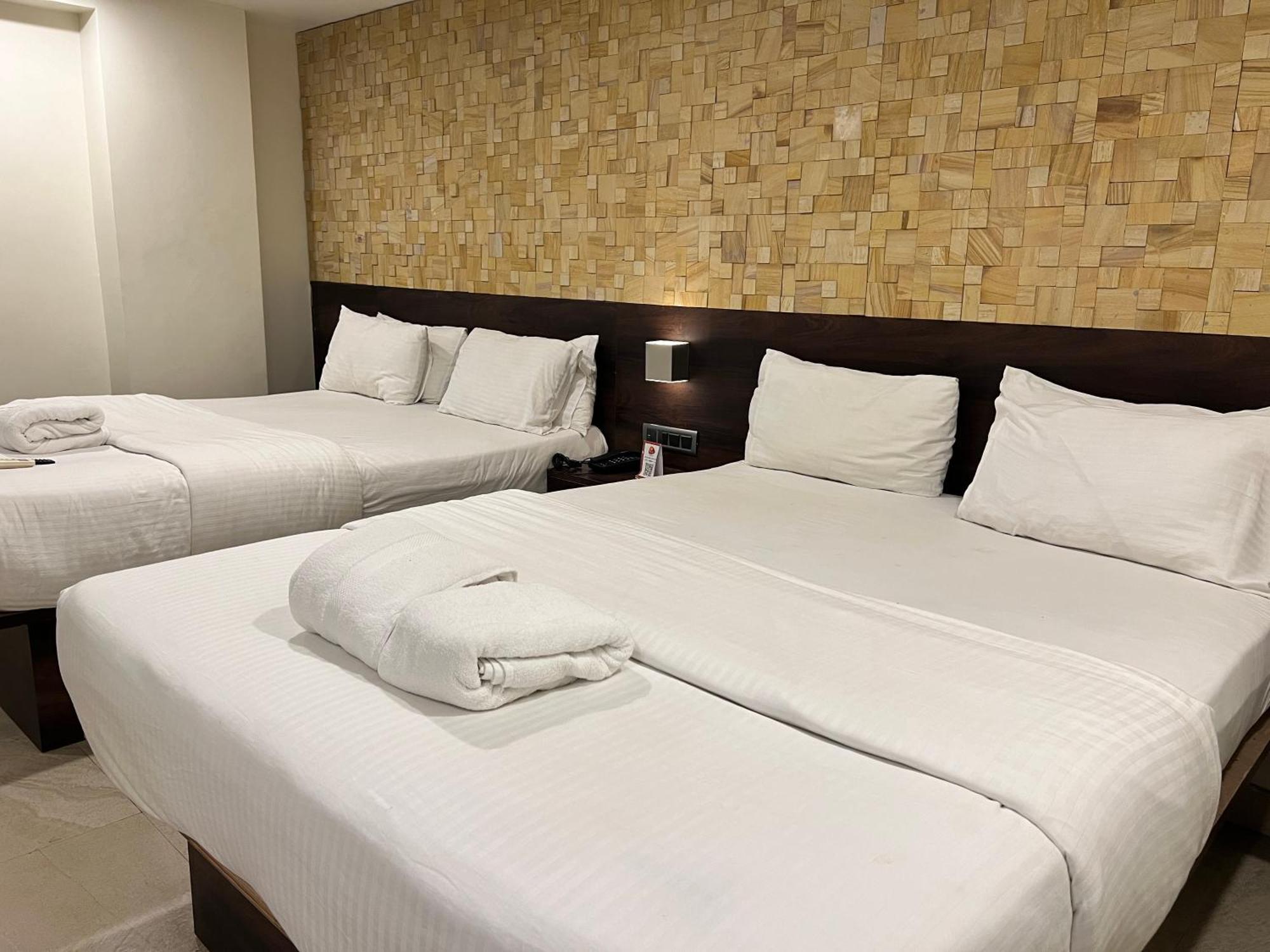 Hotel Diviyum Manor Port Blair Exterior foto