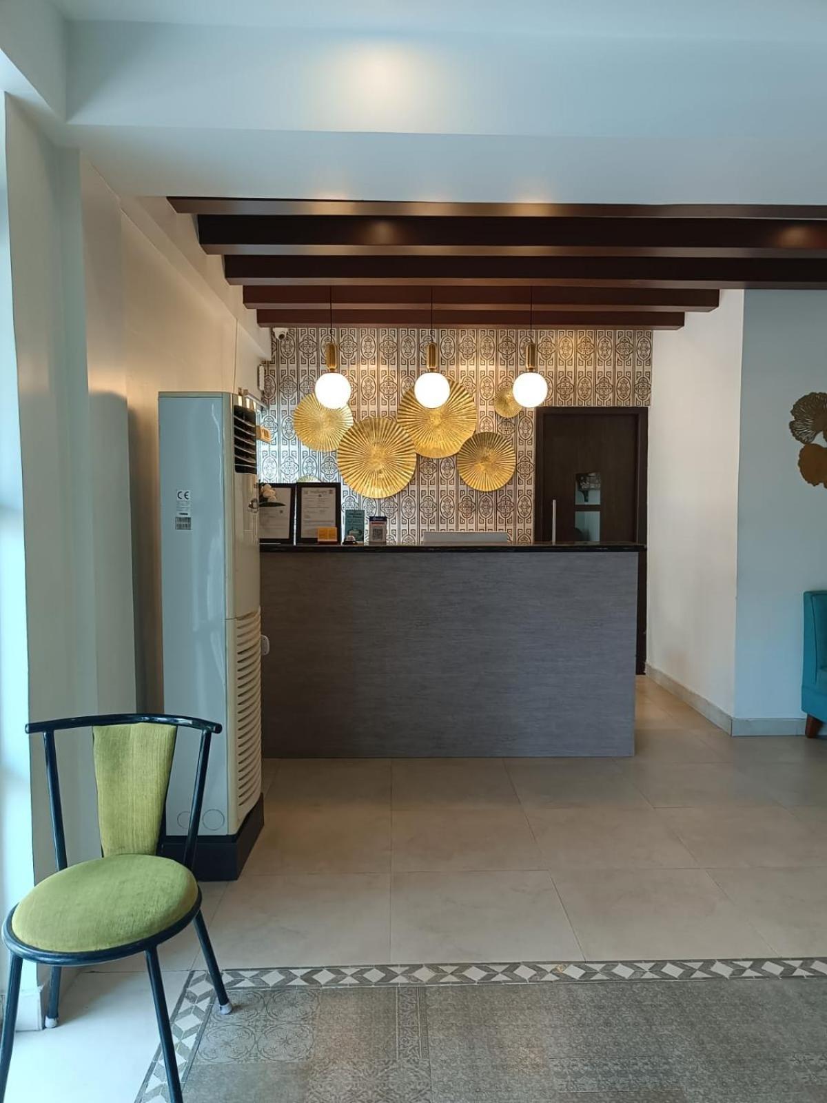 Hotel Diviyum Manor Port Blair Exterior foto